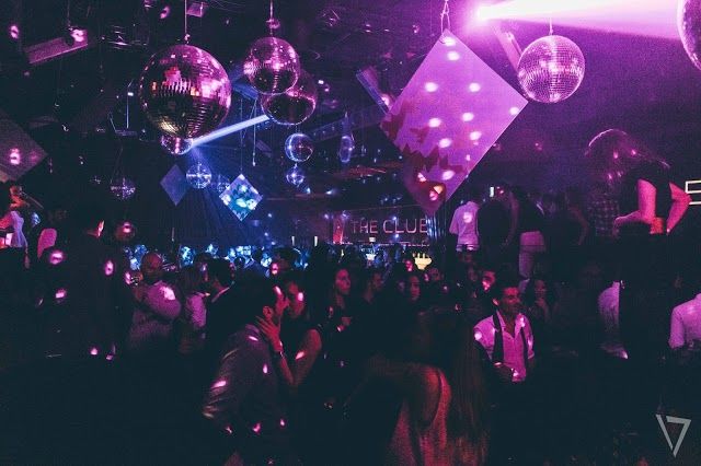 SEVEN LUGANO The Club & The Lounge